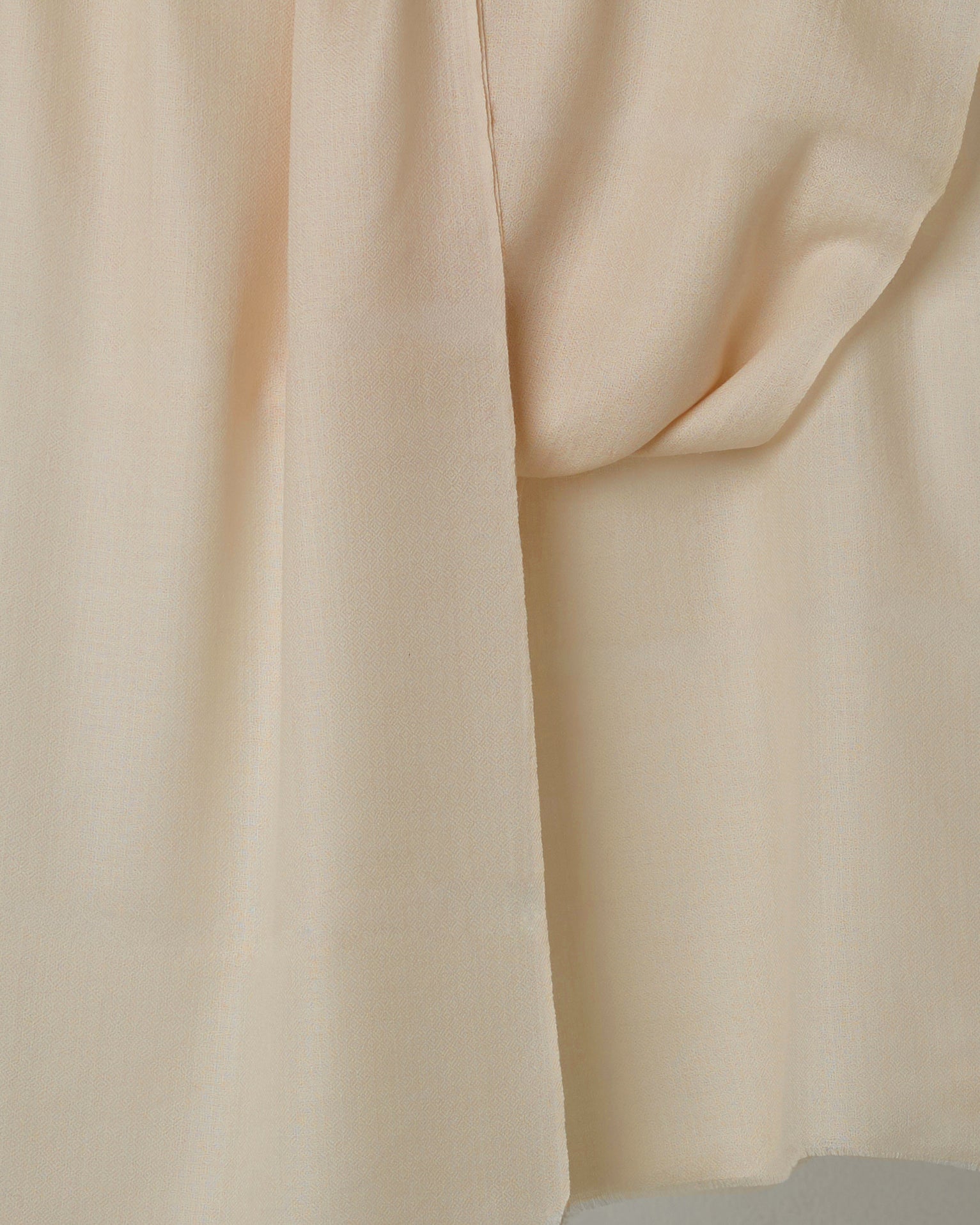 Signature Colour - Ivory Royale, 100% Pure Cashmere